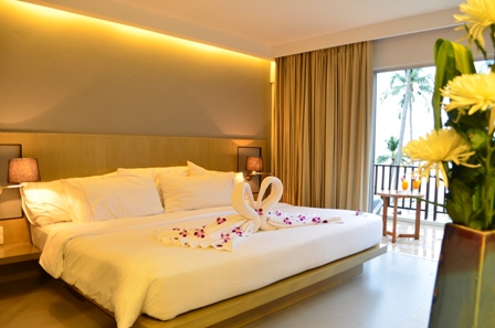 تور تایلند هتل مرکیور فنیکس - آژانس مسافرتی و هواپیمایی آفتاب ساحل آبی